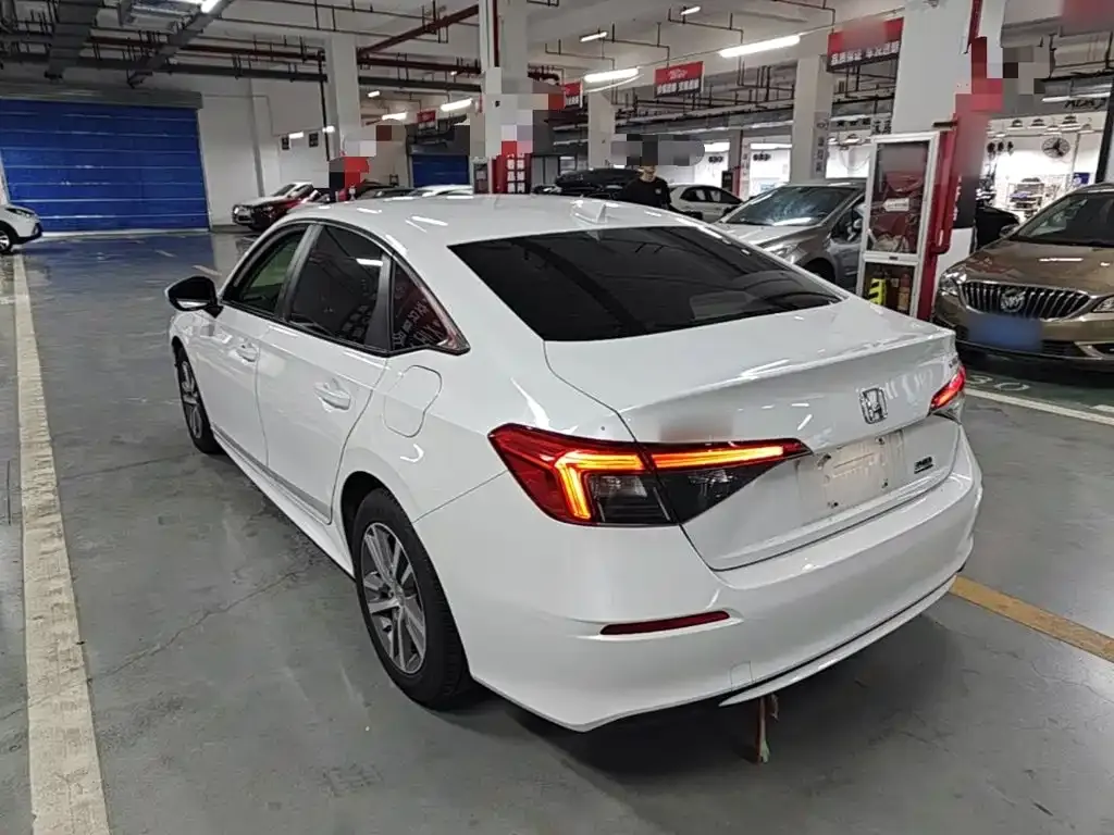 Honda Civic — фото 7