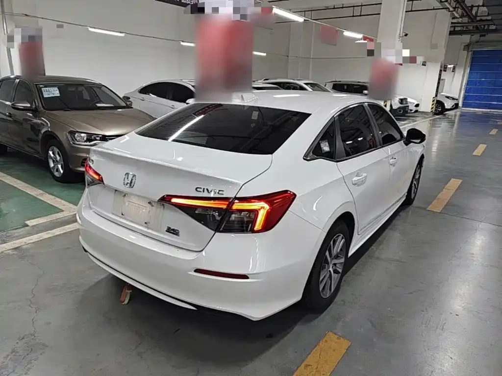 Honda Civic — фото 4