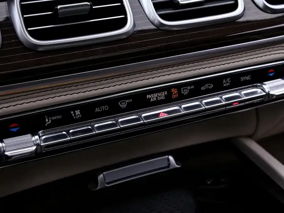 Mercedes-Benz GLS — фото 2