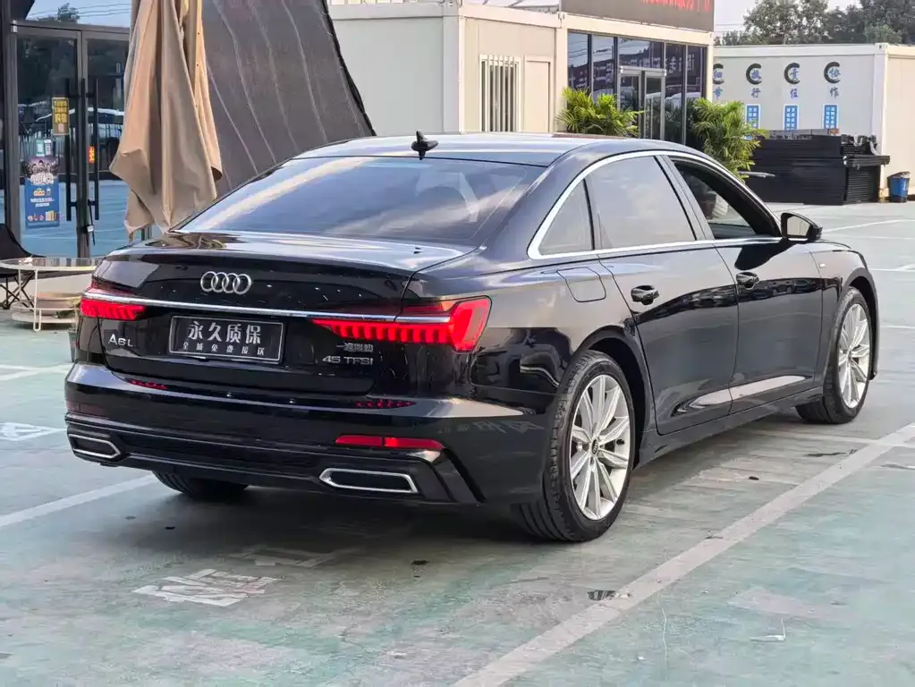 Audi A6L — фото 6