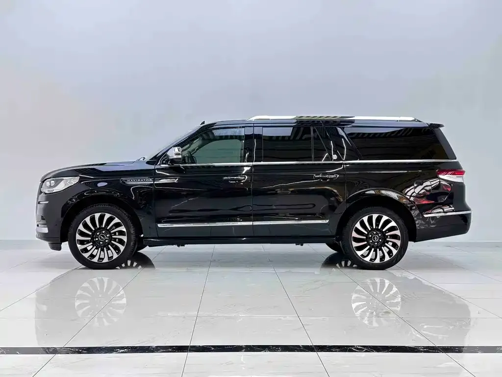 Lincoln Navigator — фото 5
