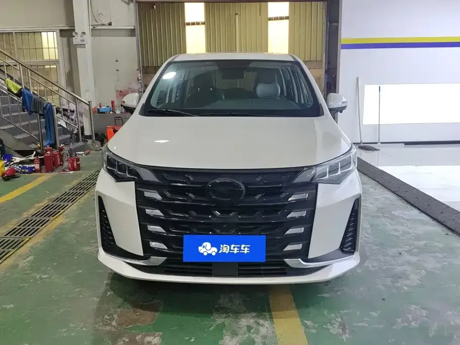 GAC Motor Trumpchi M6 — фото 10