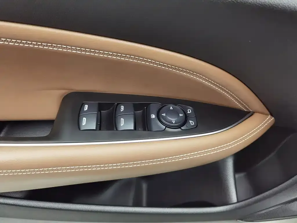 Buick Regal — фото 4