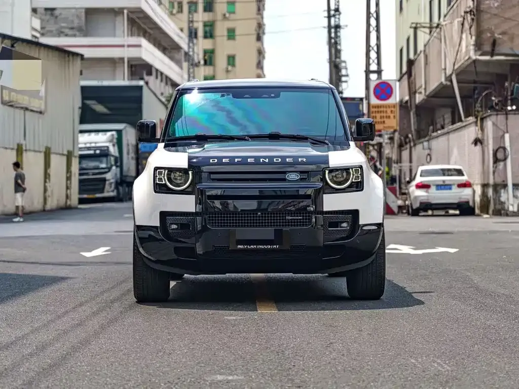 Land Rover Defender — фото 5