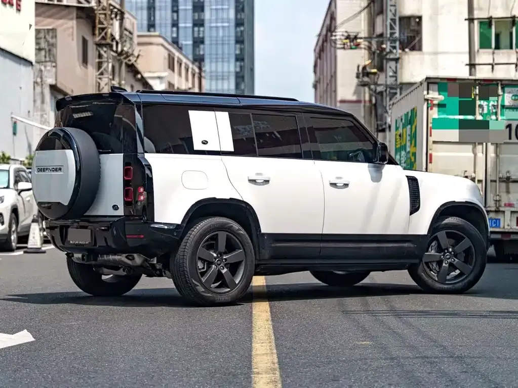 Land Rover Defender — фото 3