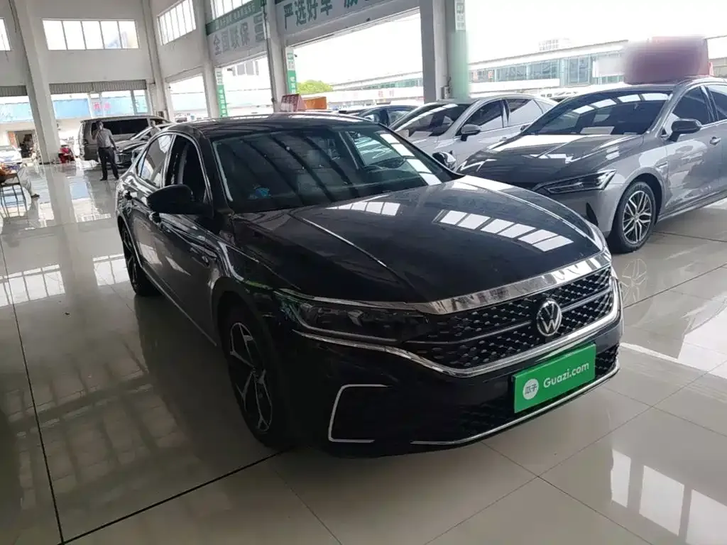 Volkswagen Passat — фото 2