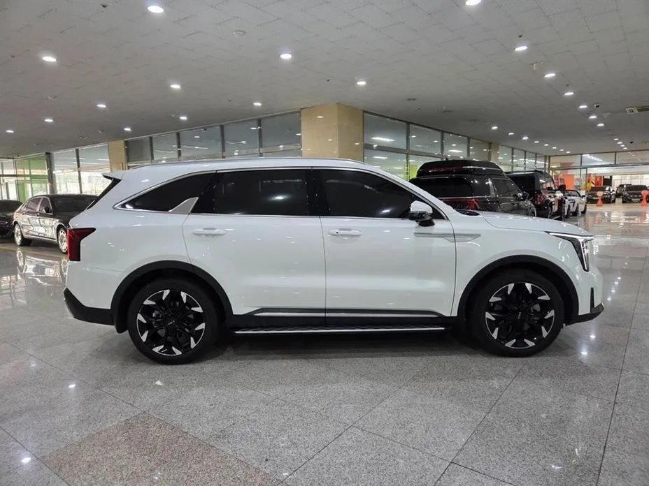 Kia Sorento — фото 4