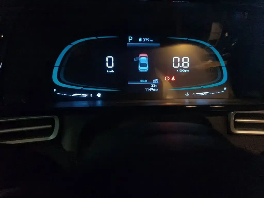 Hyundai Elantra — фото 10