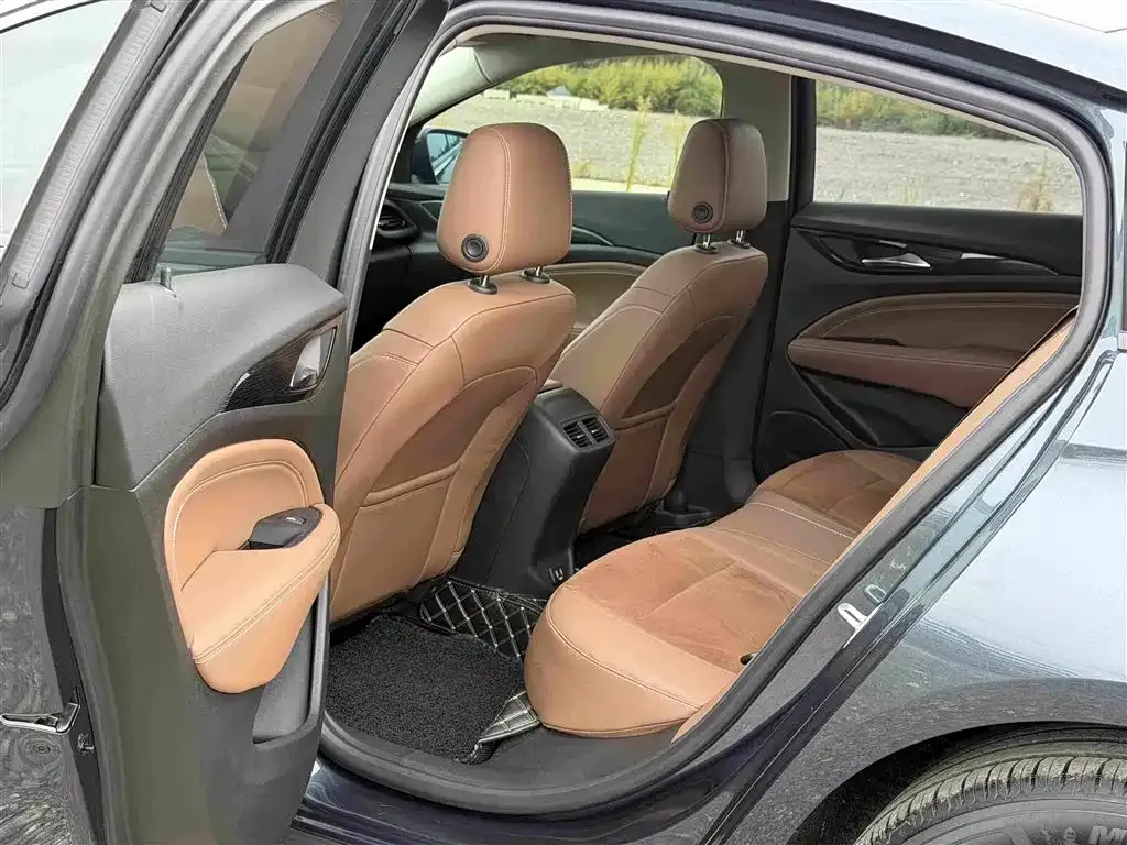 Buick Regal — фото 5