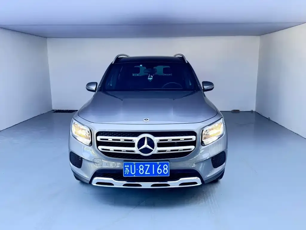 Mercedes-Benz GLB — фото 2