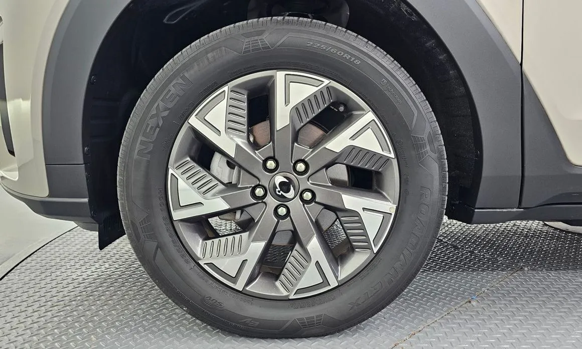 KG Mobility (Ssangyong) Torres — фото 10