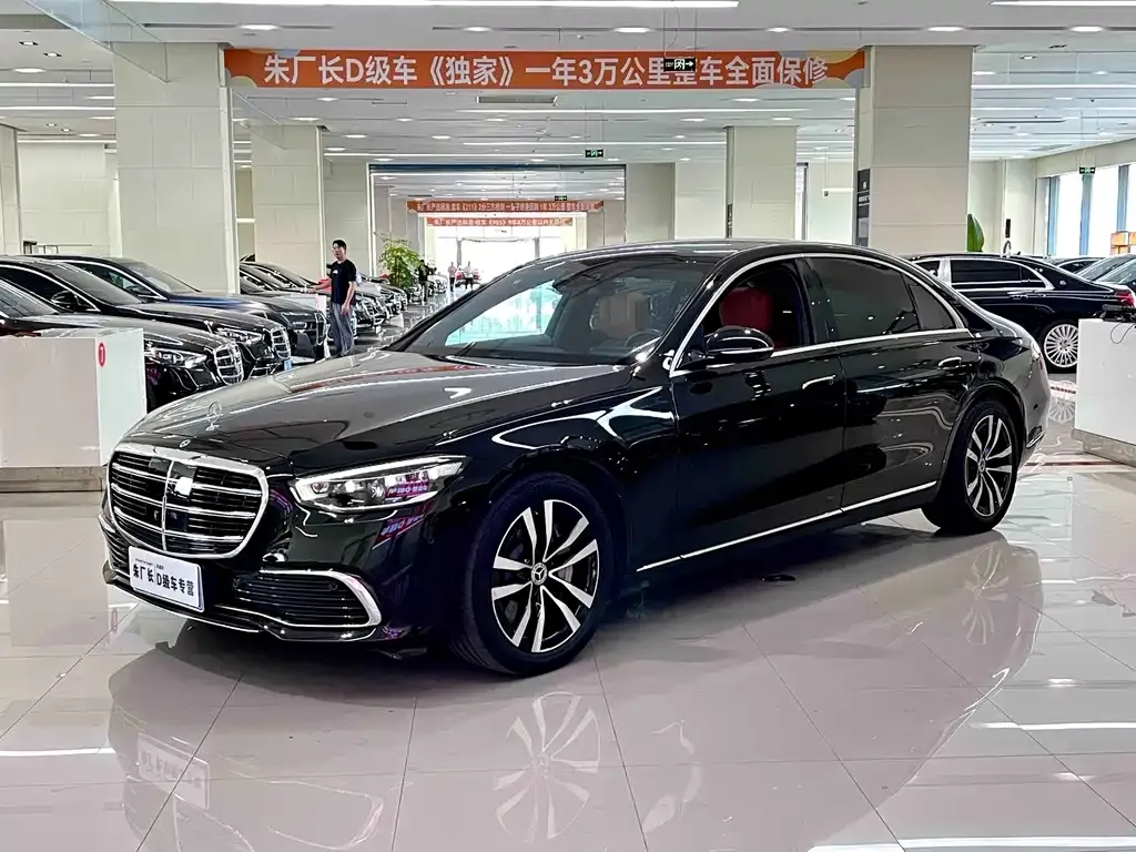 Mercedes-Benz S-Class — фото 1