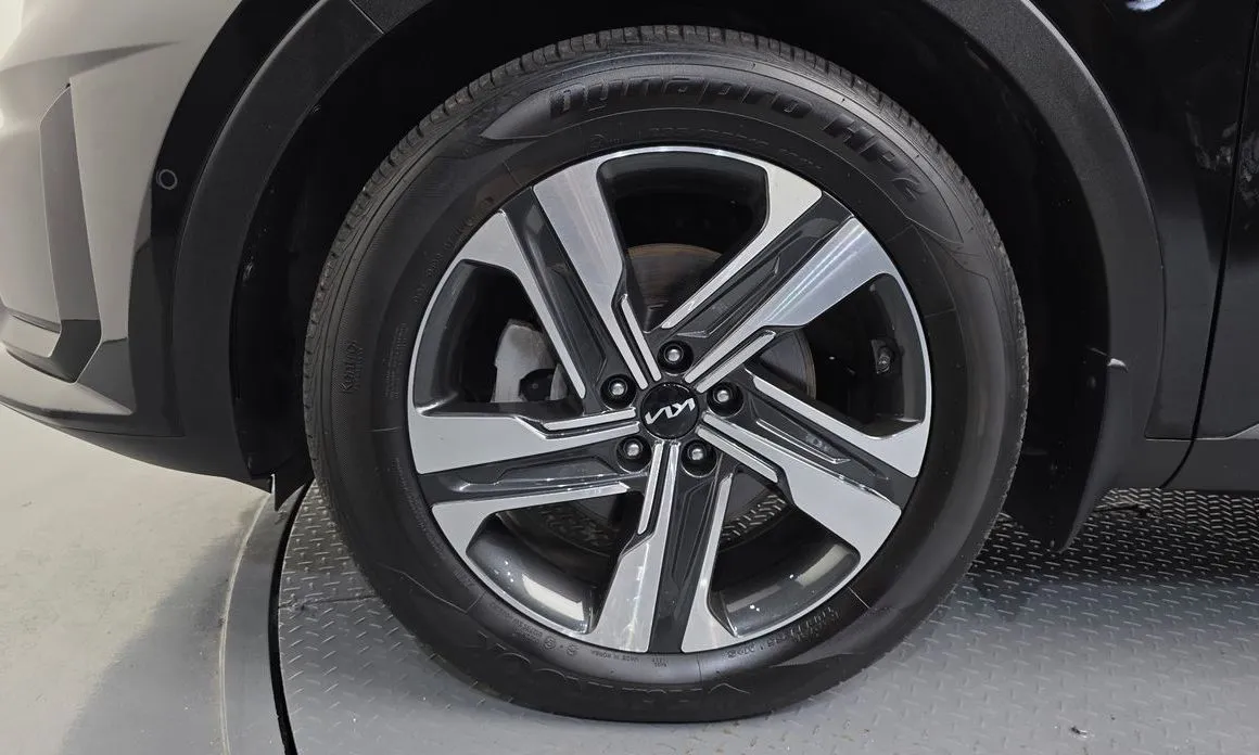 Kia Sorento — фото 6