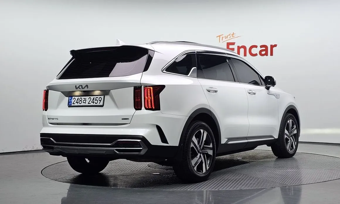 Kia Sorento — фото 6