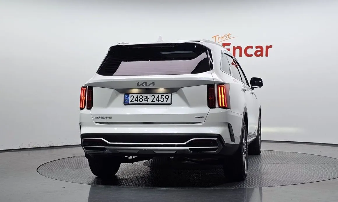 Kia Sorento — фото 4