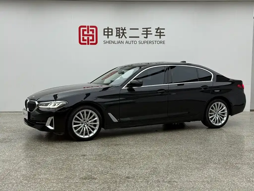 BMW 5 Series — фото 1