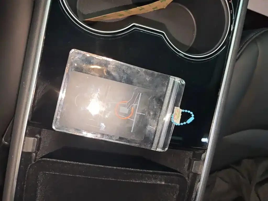 Tesla Model 3 — фото 2