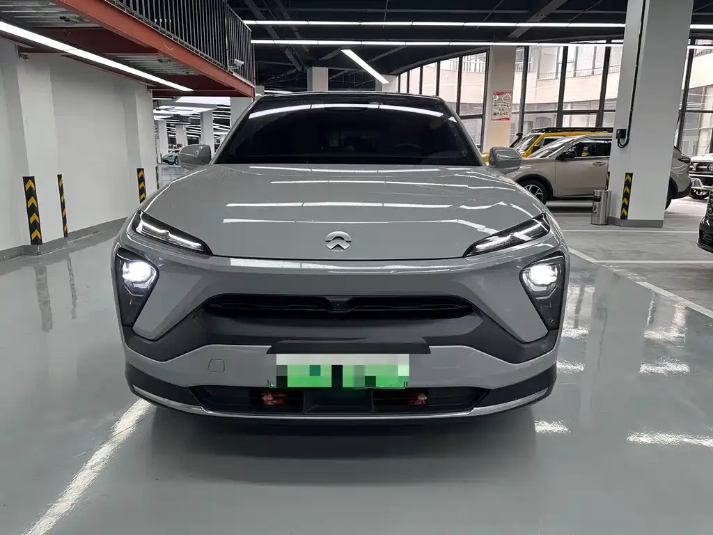 NIO EC6 — фото 8