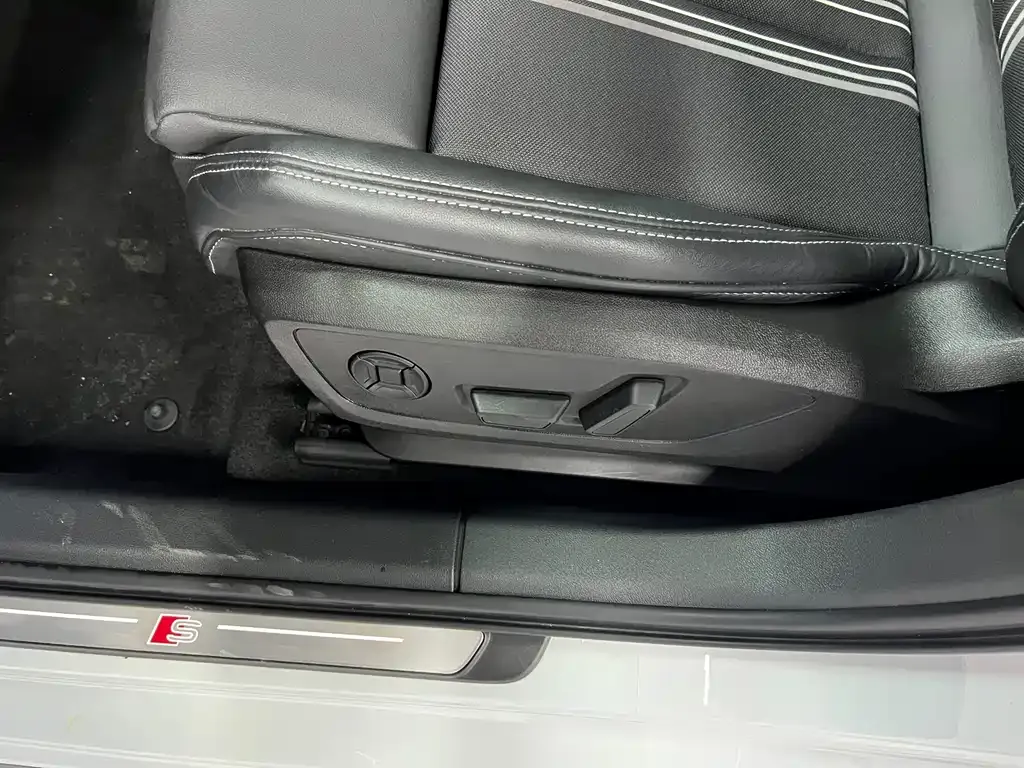 Audi A3 — фото 2