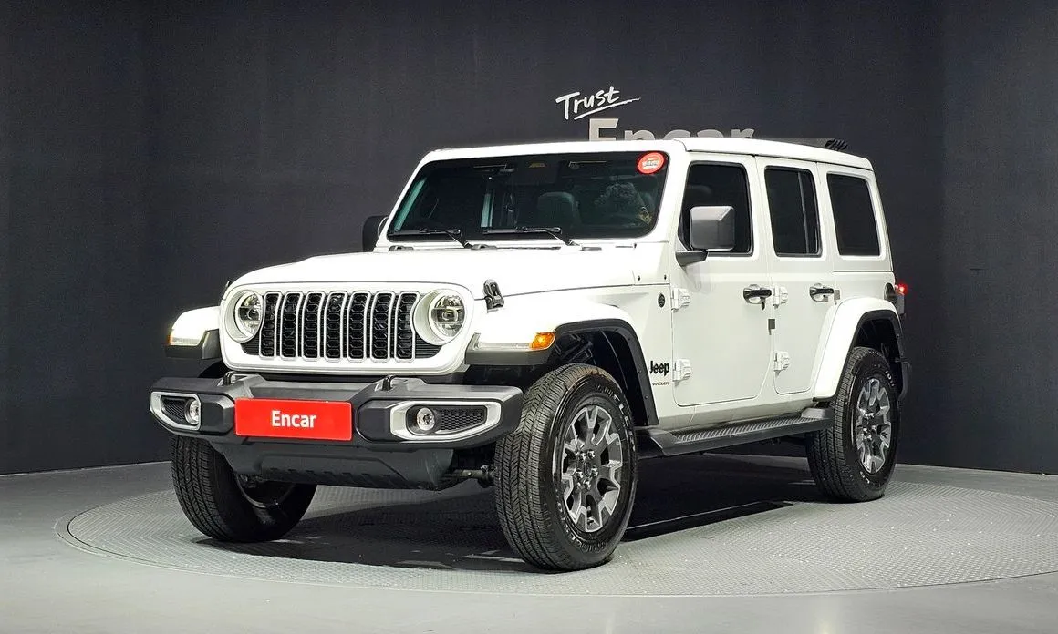 Jeep Wrangler — фото 1