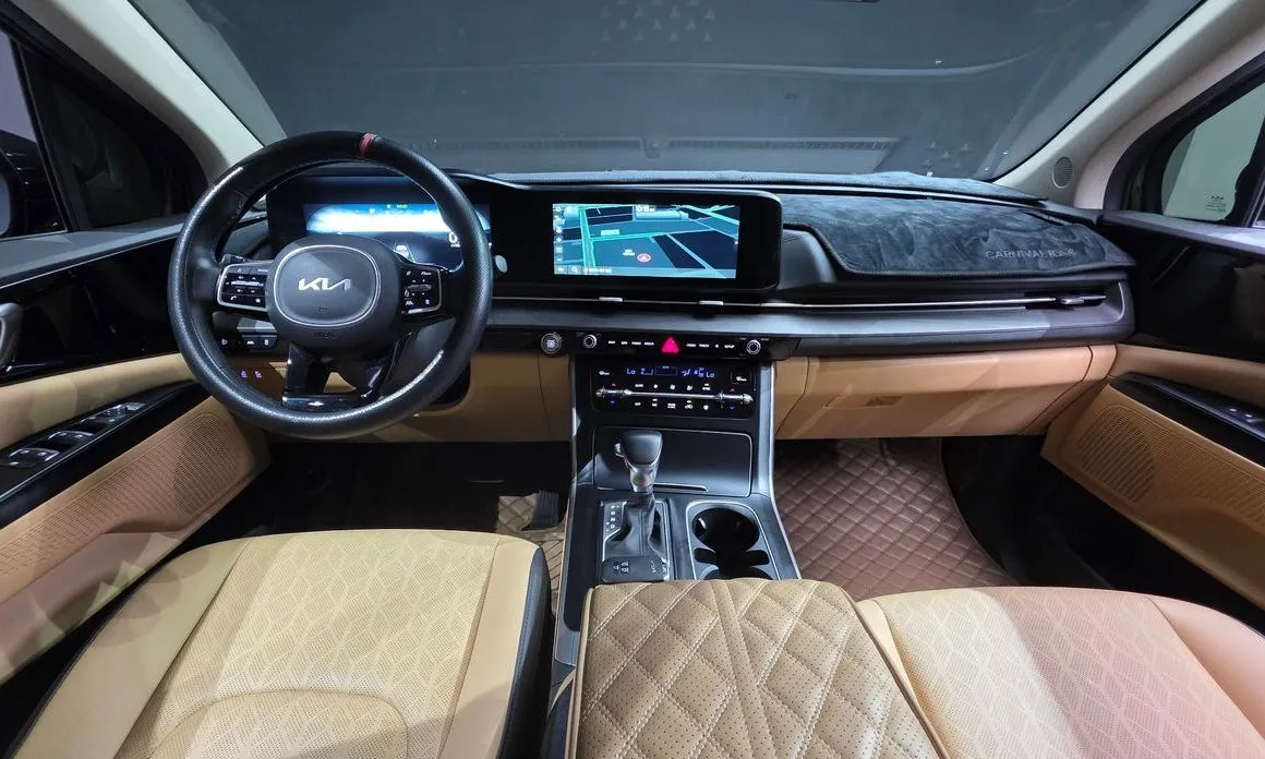 Kia Carnival — фото 10