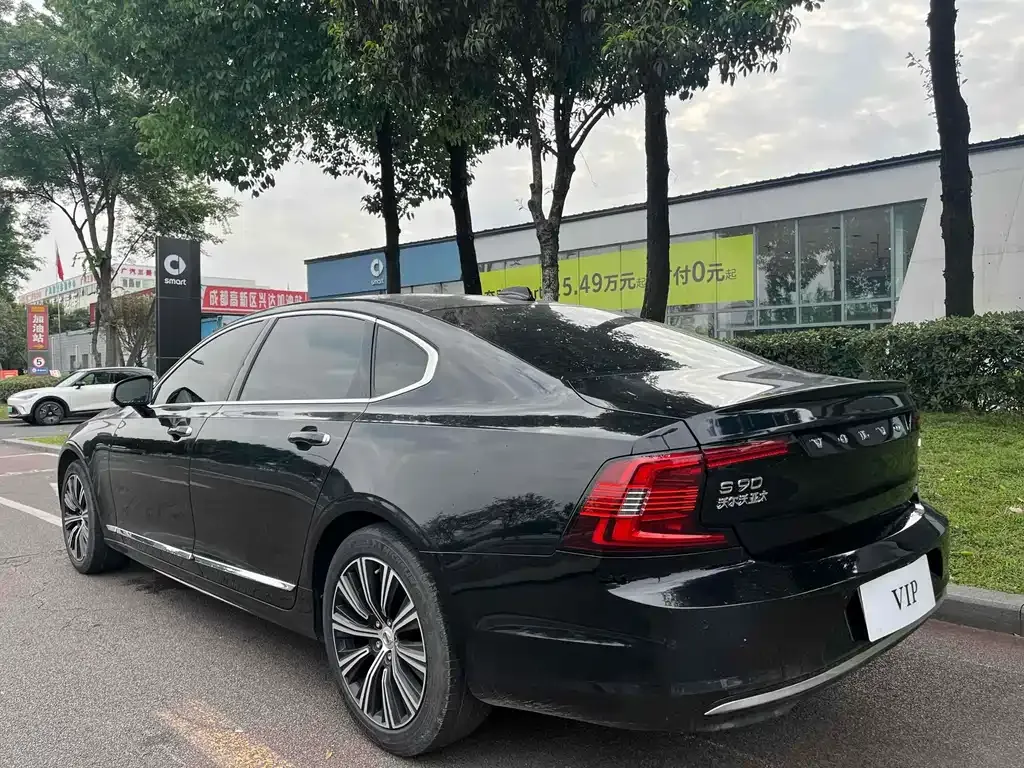 Volvo S90 — фото 6