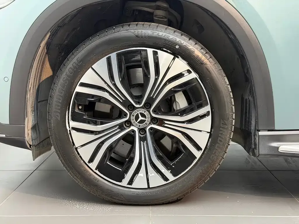 Mercedes-Benz EQE SUV — фото 7