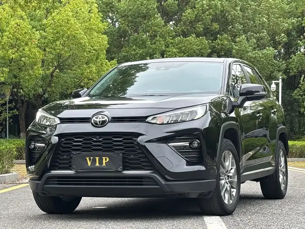 Toyota Wildlander — фото 1