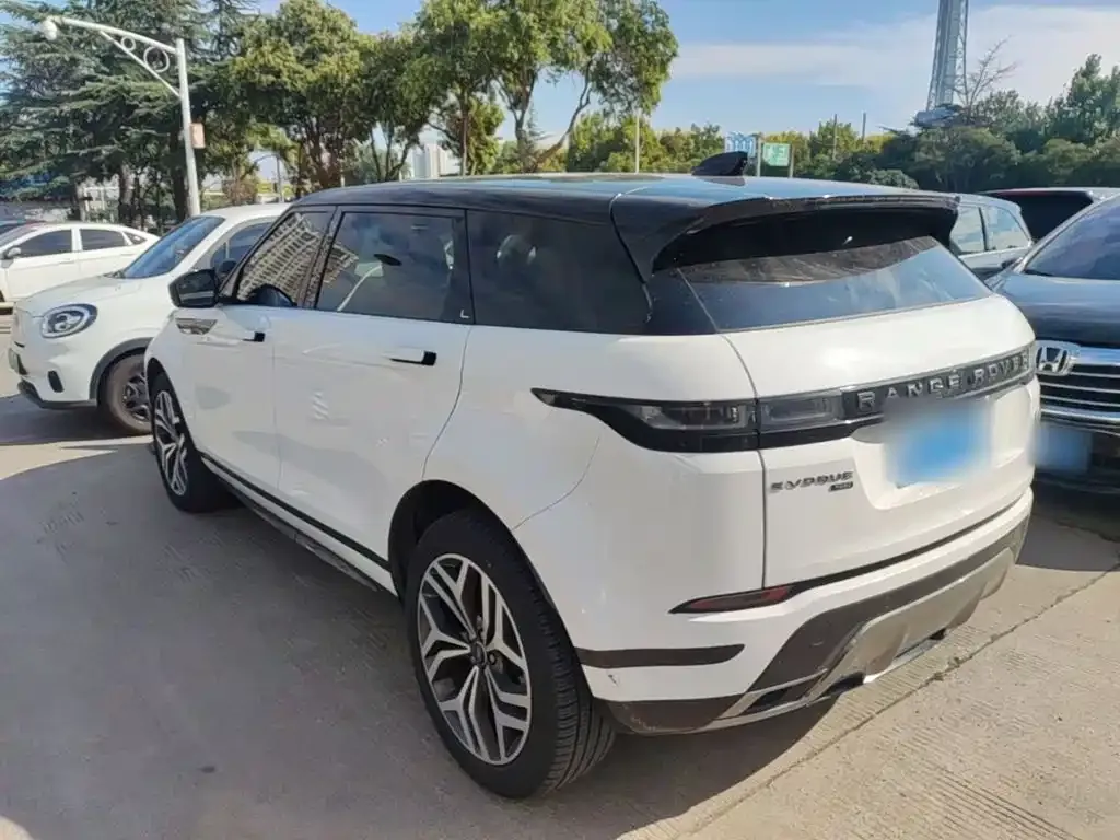 Land Rover Evoque — фото 6