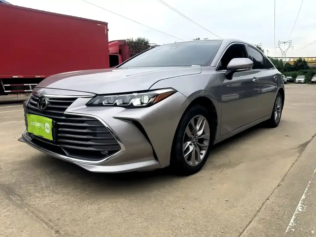 Toyota Avalon — фото 6