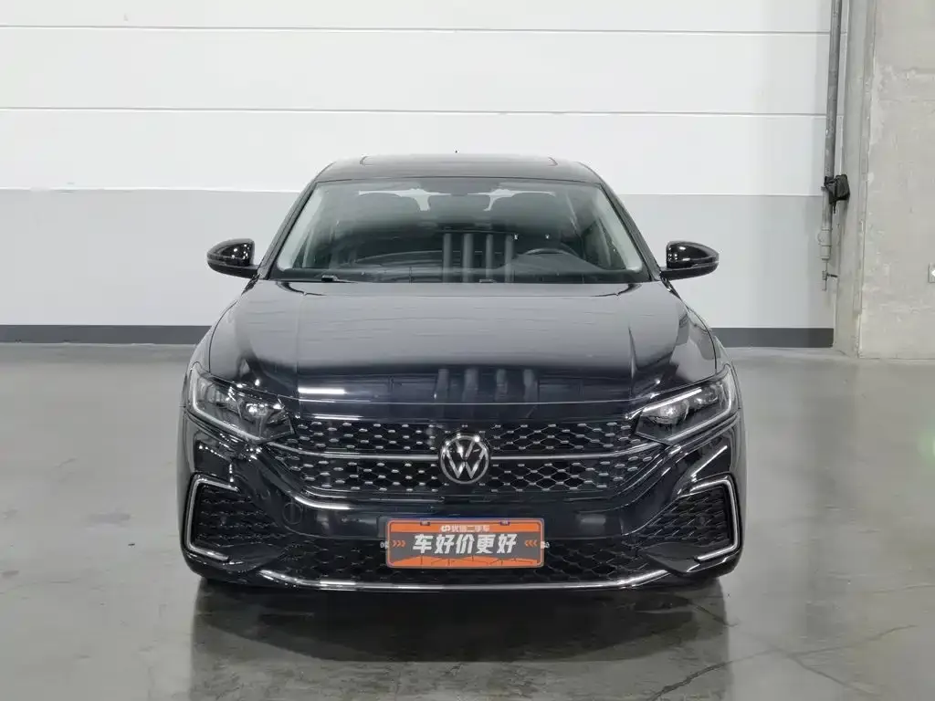 Volkswagen Passat — фото 8