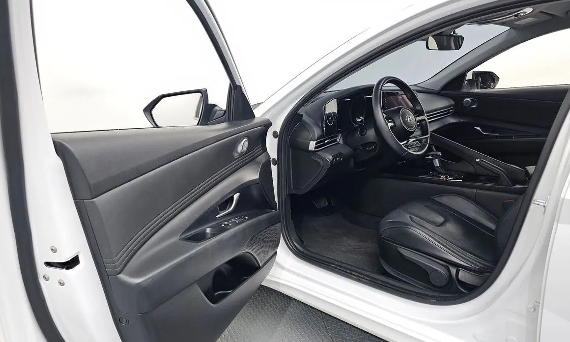 Hyundai AVANTE — фото 6