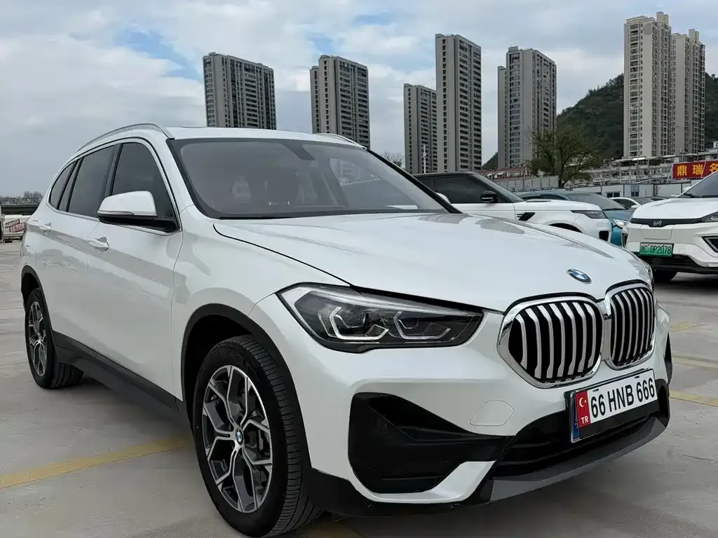 BMW X1 — фото 4