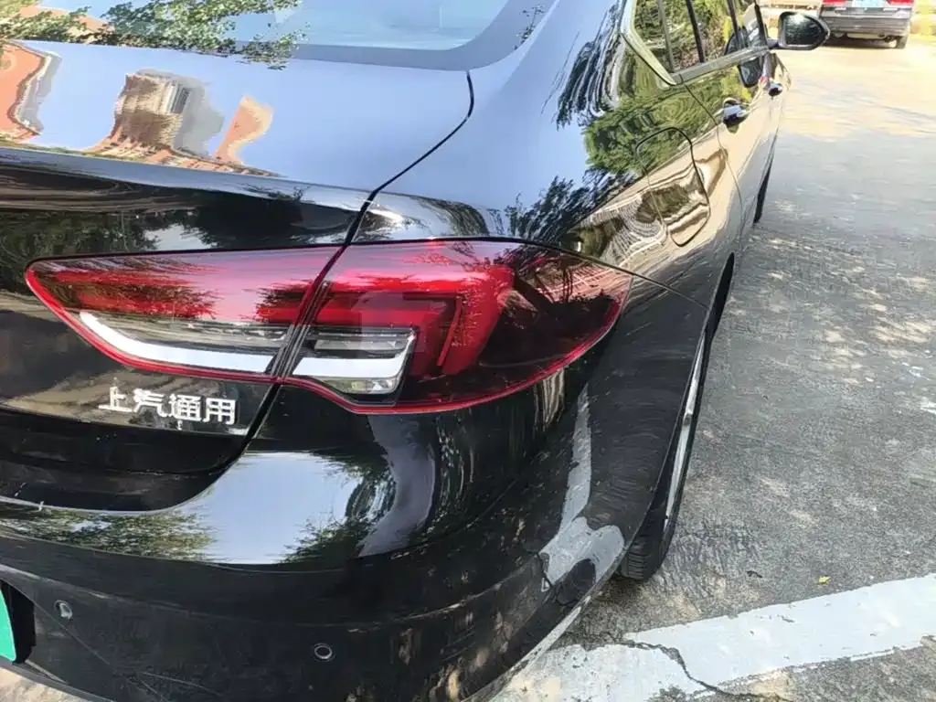 Buick Regal — фото 8