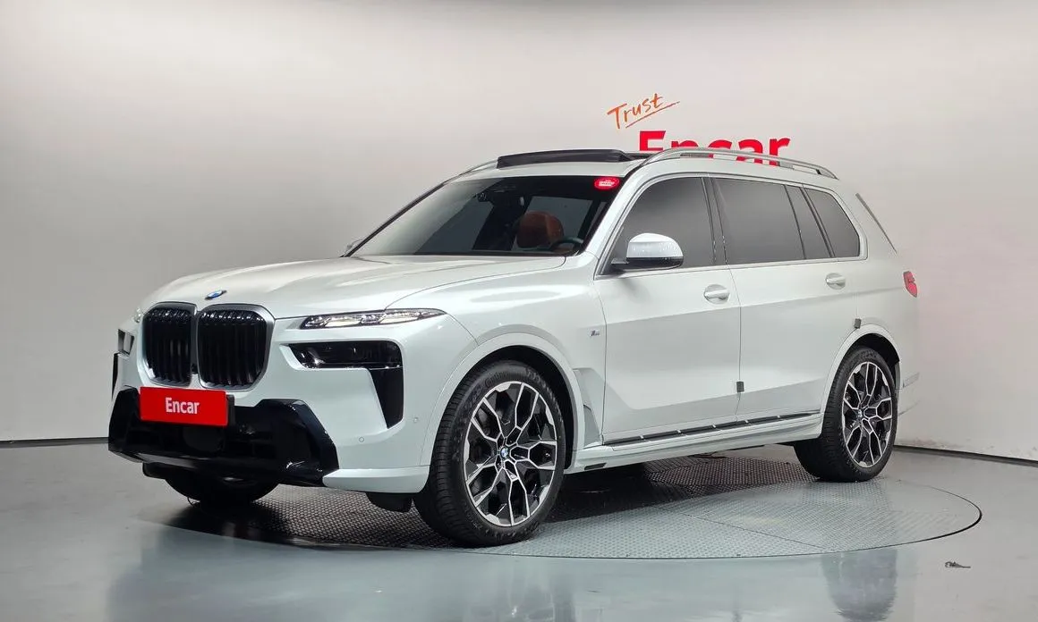 BMW X7 — фото 1
