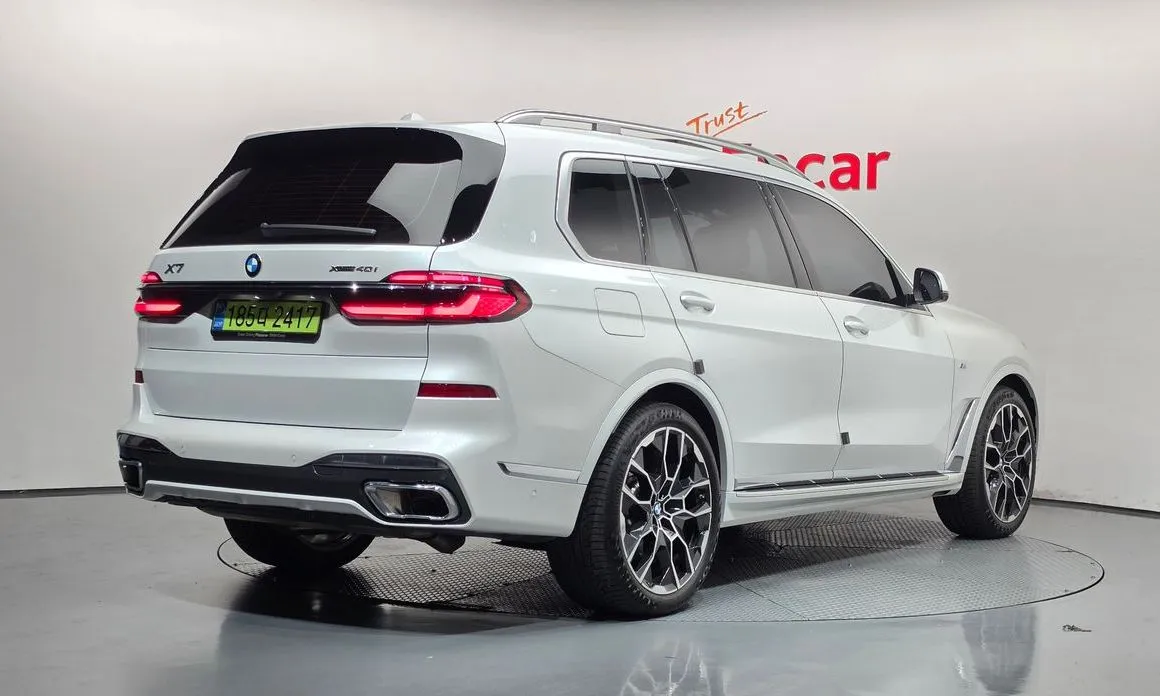 BMW X7 — фото 2