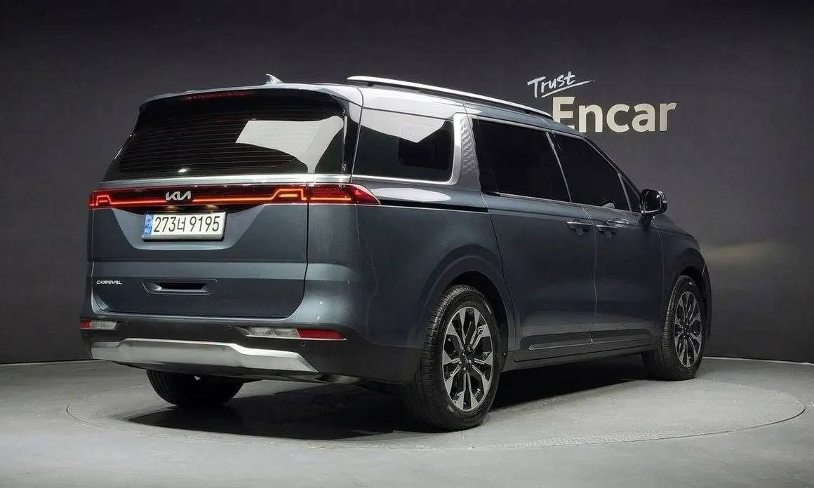 Kia Carnival — фото 3