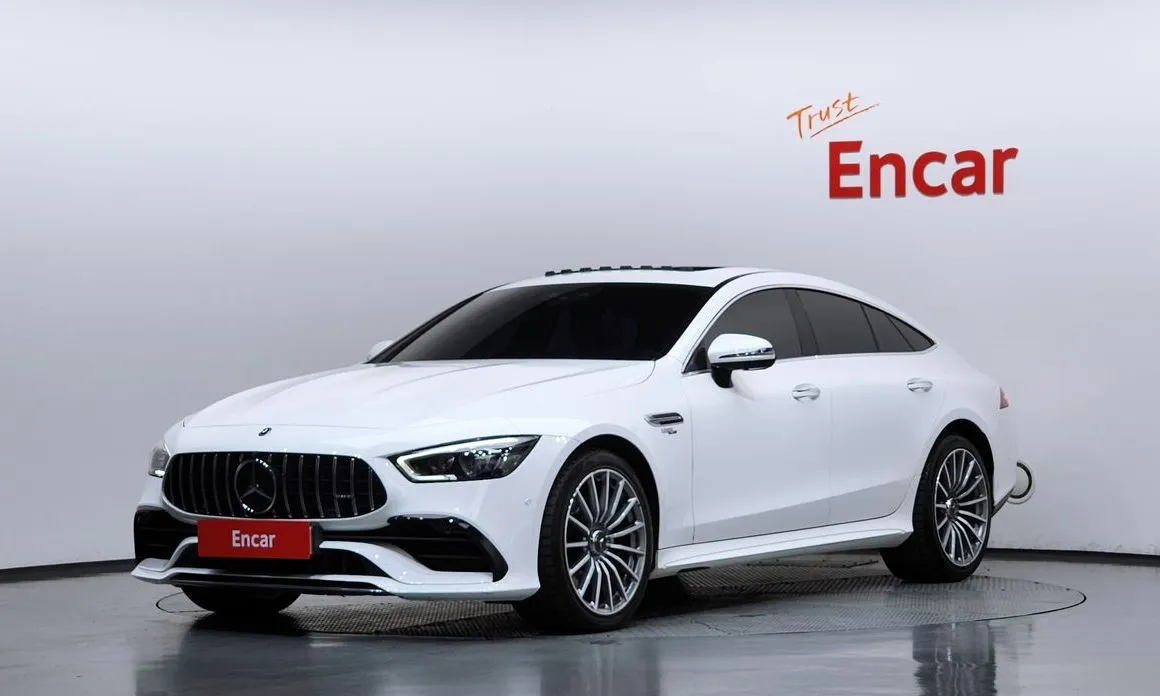 Mercedes-Benz AMG GT — фото 1