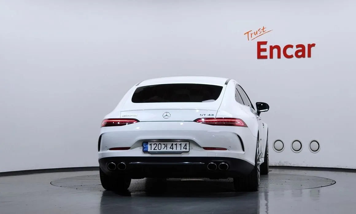 Mercedes-Benz AMG GT — фото 10