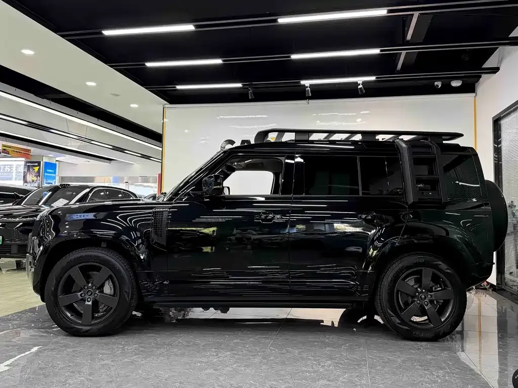 Land Rover Defender — фото 3