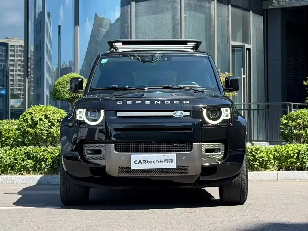 Land Rover Defender — фото 10