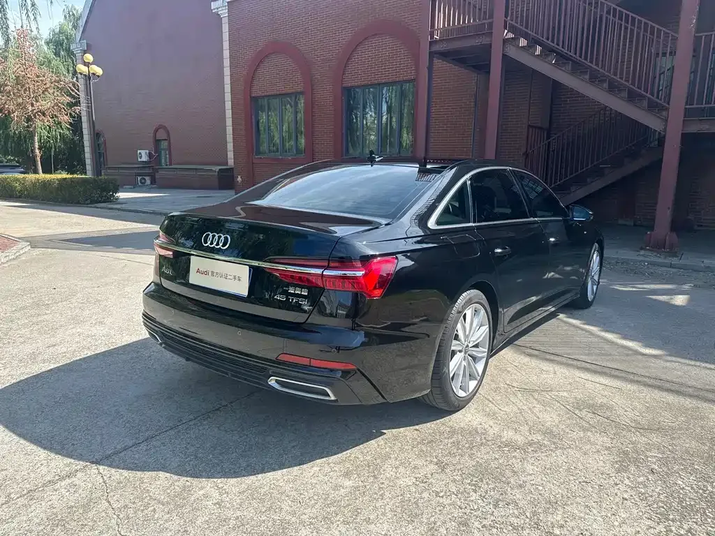 Audi A6L — фото 4