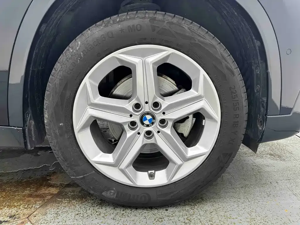 BMW X1 — фото 10