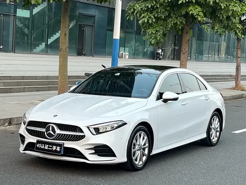 Mercedes-Benz A-Class — фото 1