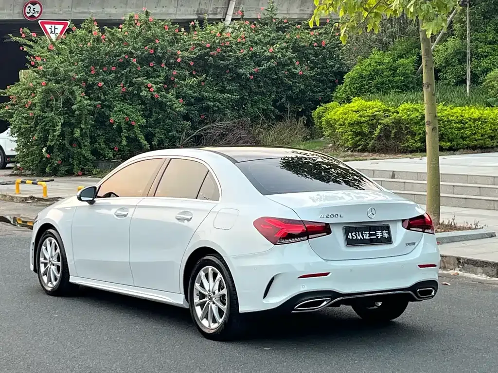 Mercedes-Benz A-Class — фото 10