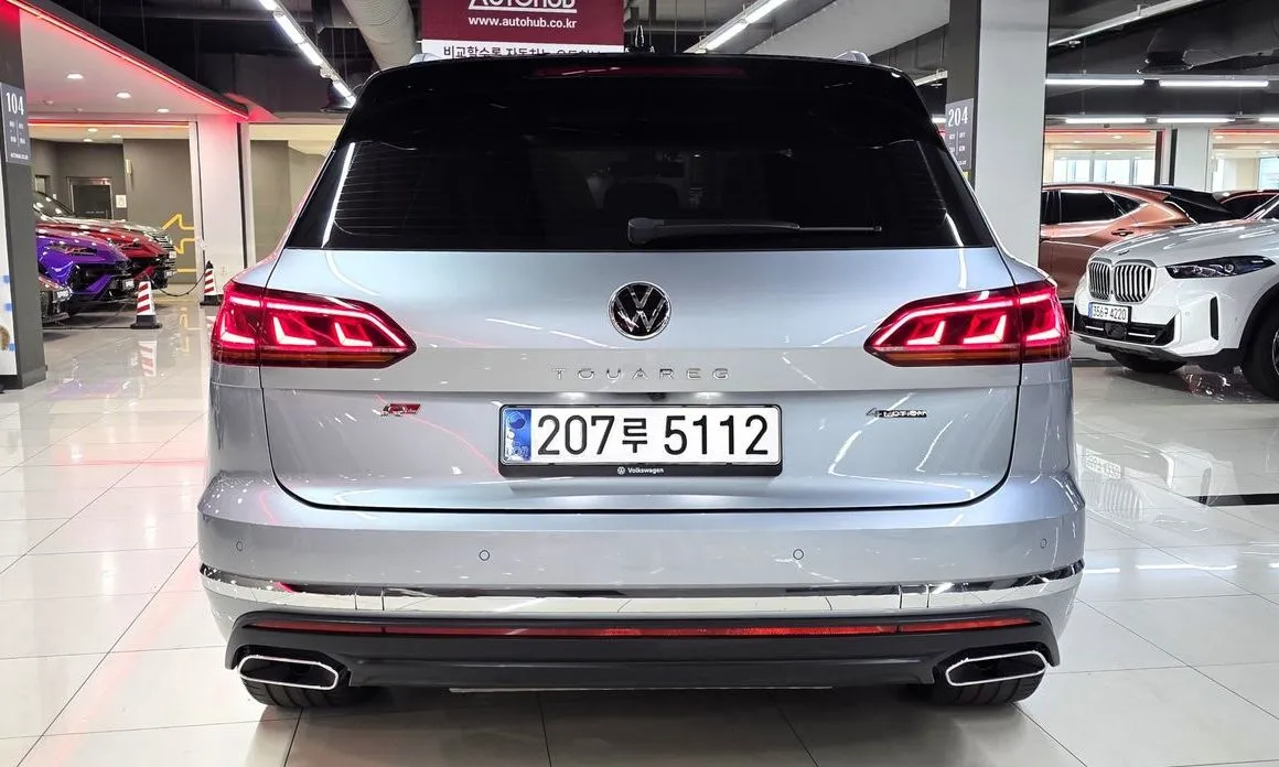 Volkswagen Touareg — фото 7