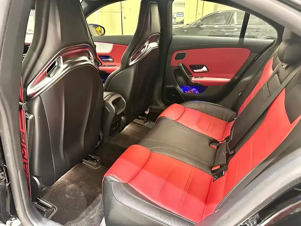 Mercedes-Benz CLA AMG — фото 8