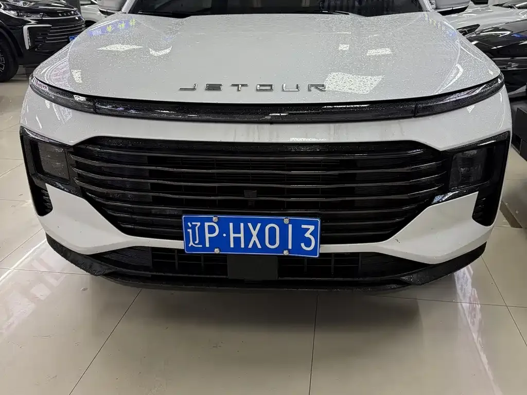 Jetour X70 PLUS — фото 1
