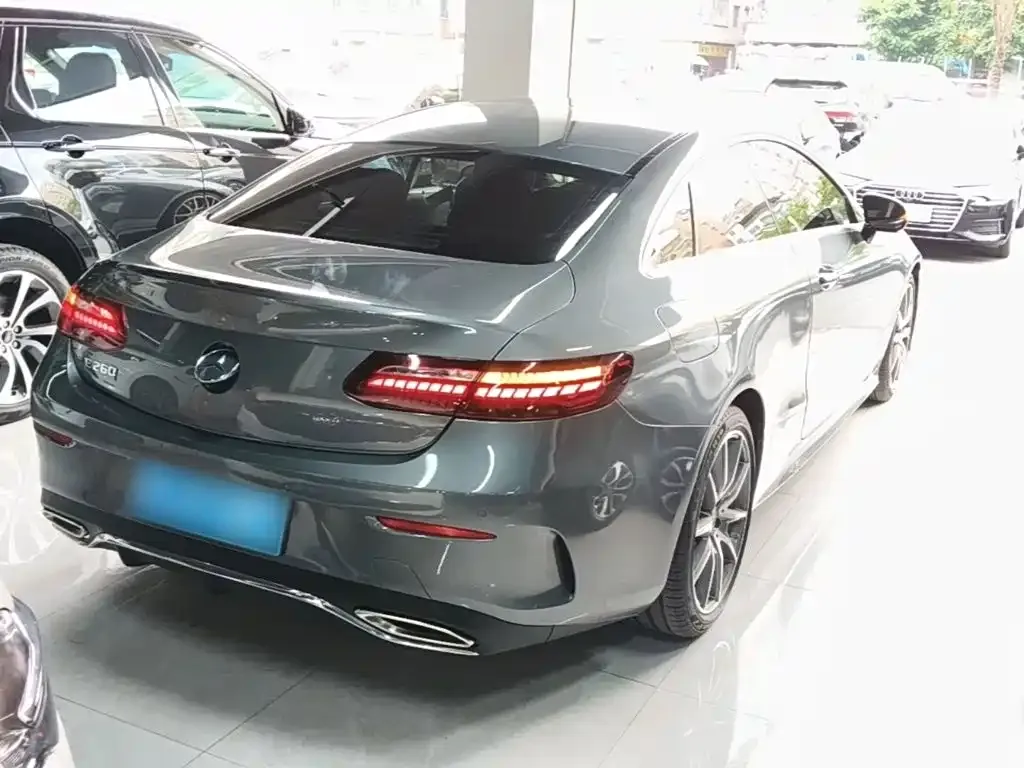 Mercedes-Benz E-Class (Import) — фото 7