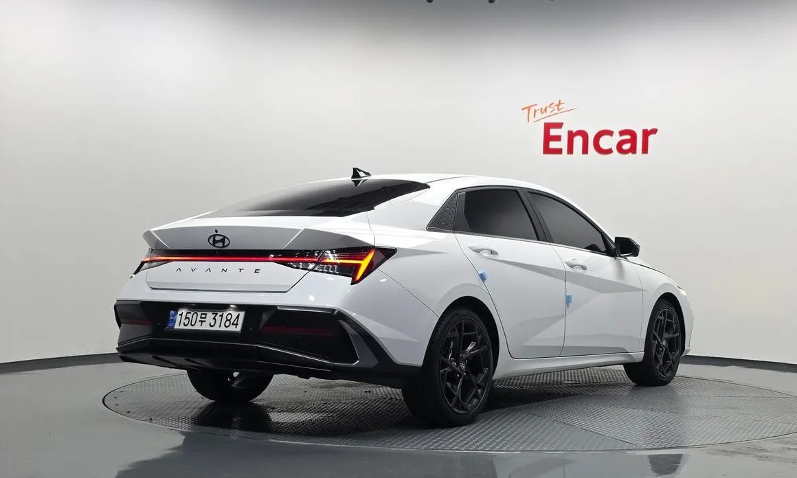 Hyundai AVANTE — фото 2